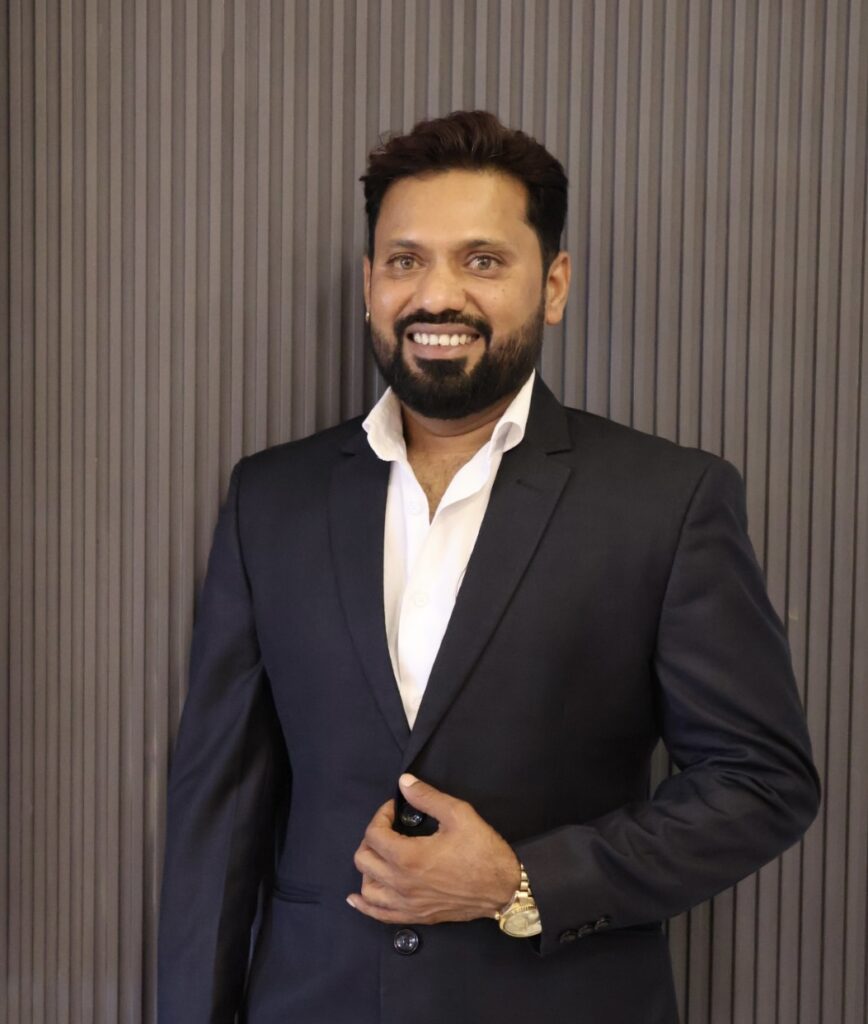 Portrait of Raju Kumar Sharma, a professional interior designer based in Bangalore